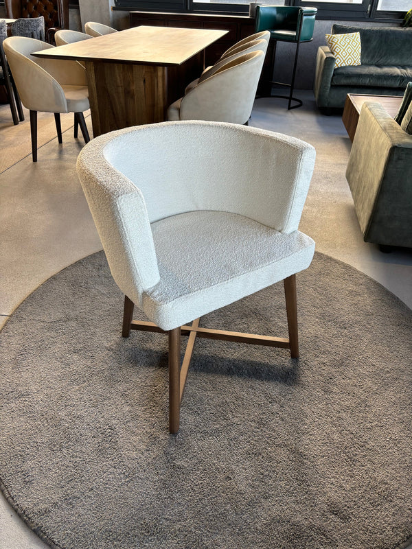 Scaun Monique - disponibil pe stoc